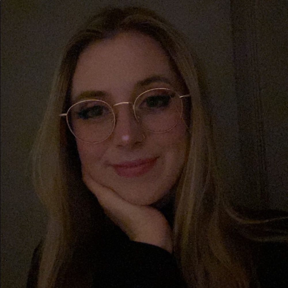 Meet your Posher, Abbie